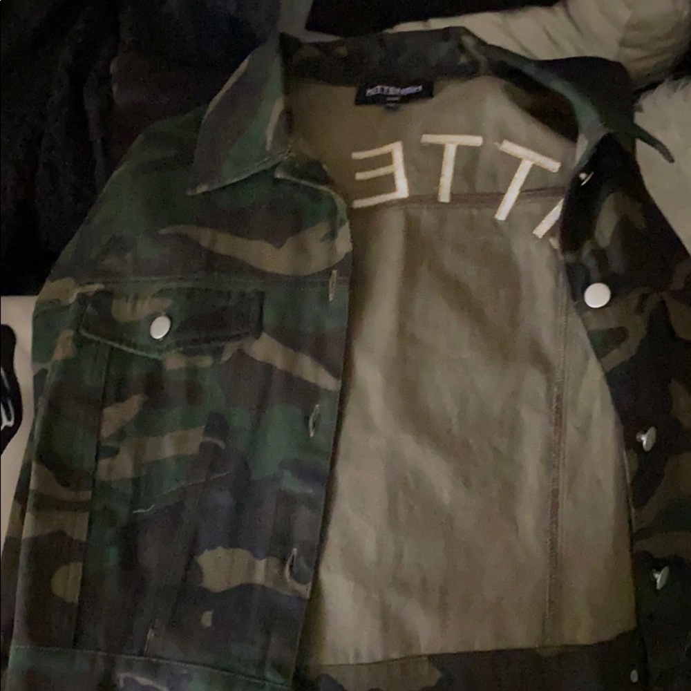 Brand New Never Been Worn Kittenish Camo Jacket